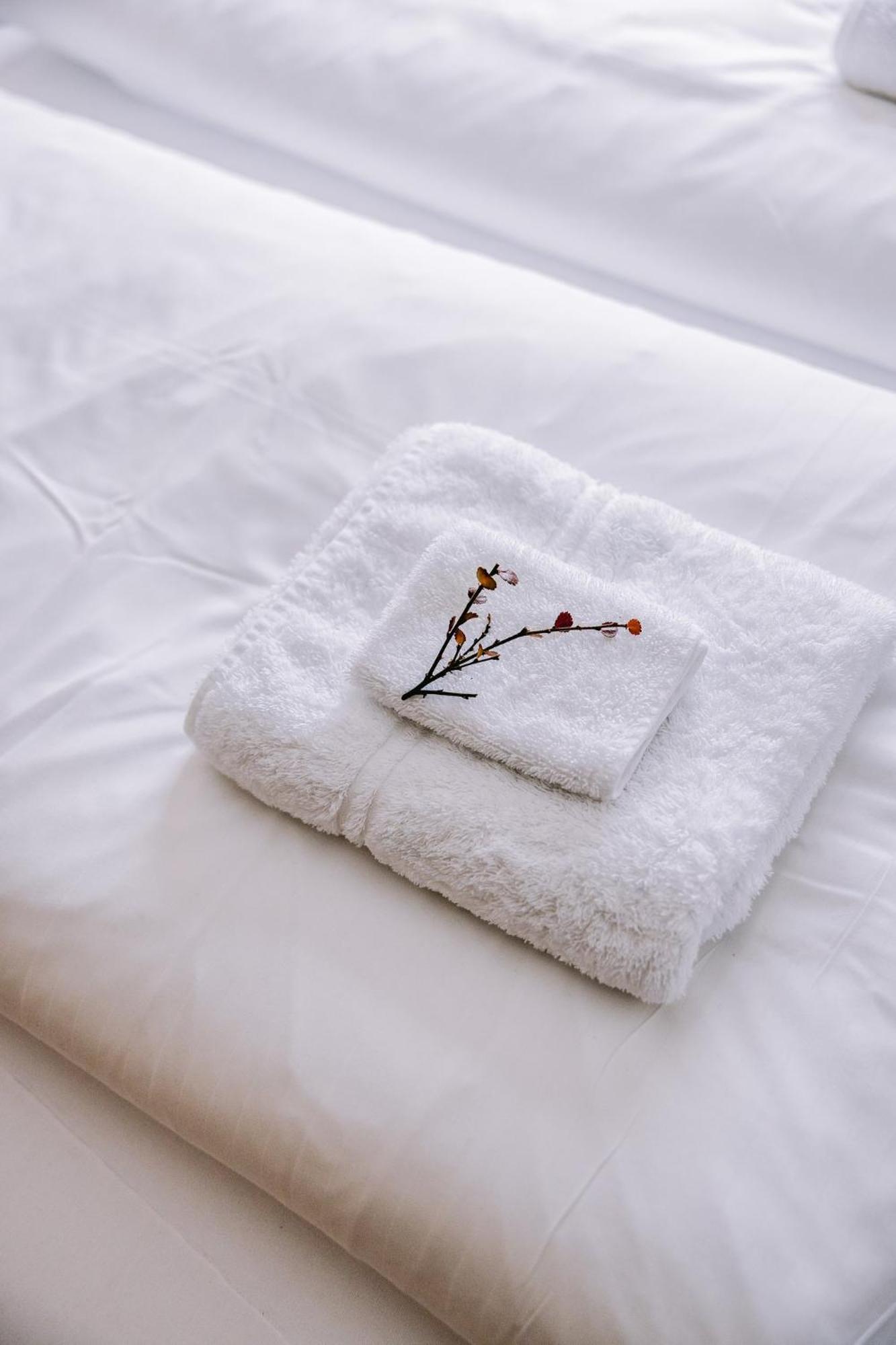 Elda Guesthouse Myvatn Bagian luar foto